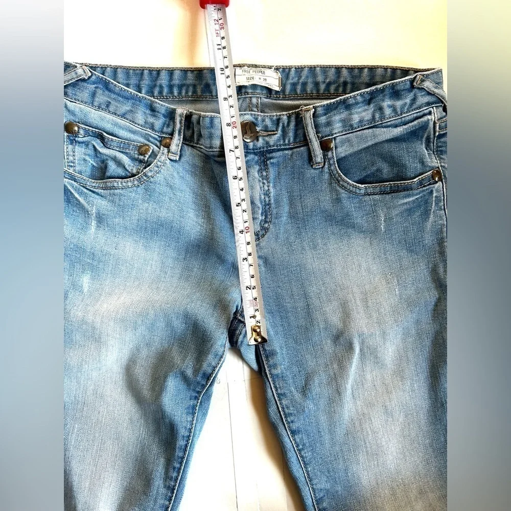 Free people blue jeans size 28 denim pants classic strechy comfy